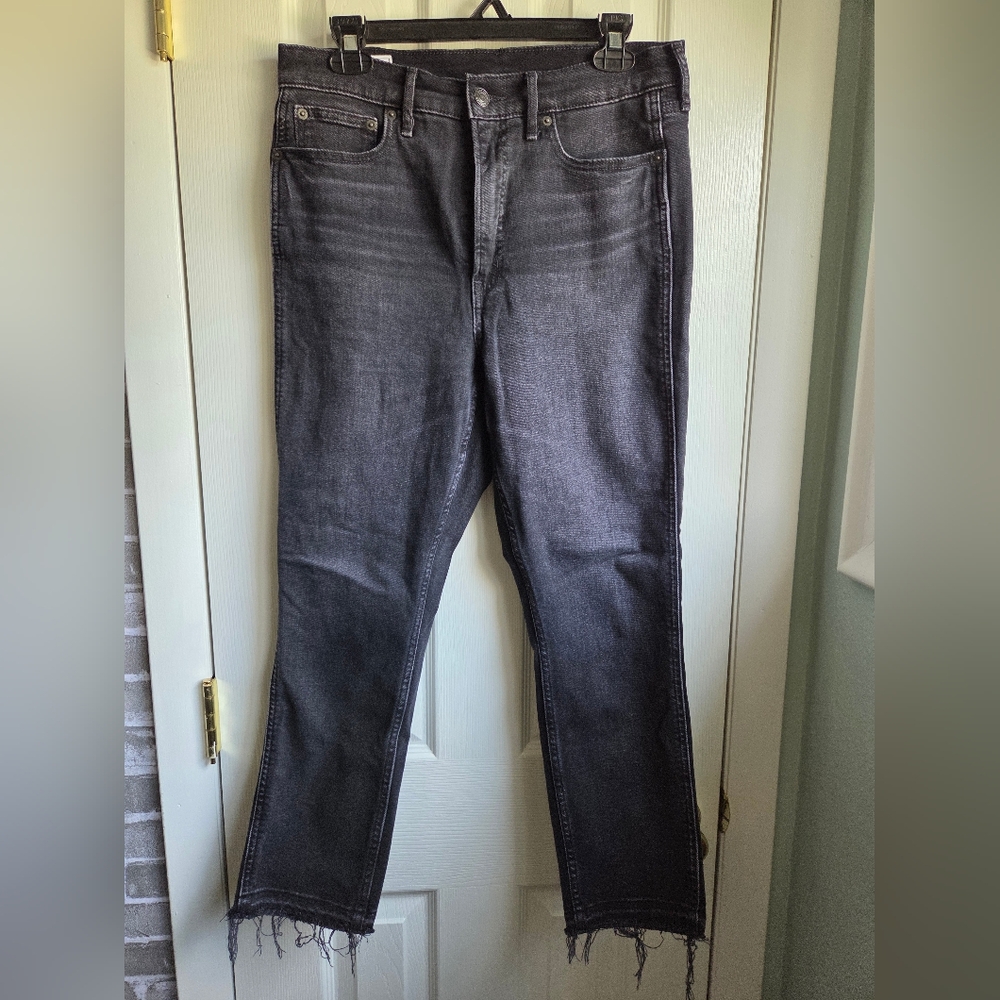 GAP Women's Vintage Slim High Rise Faded Black Jeans. Size 10 Petite.